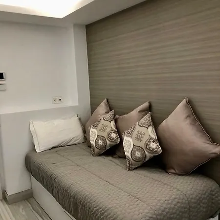 Luxury In La Isla, Walking Distance To Puerto Banus * Marbella